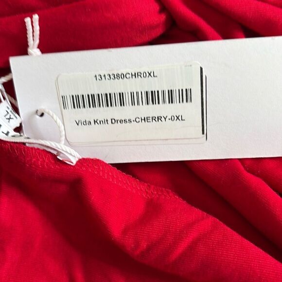 REFORMATION Vida Knit Dress - Cherry - Picture 8 of 8